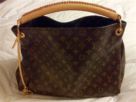 replica louis vuitton bucket purse|copies of Louis Vuitton handbags.